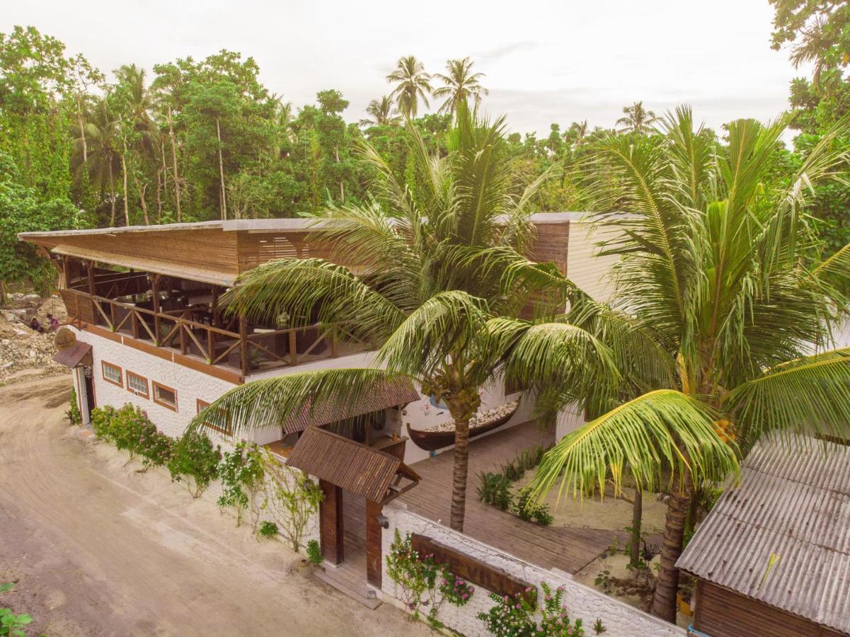 Dive Villa Thoddoo Exterior photo